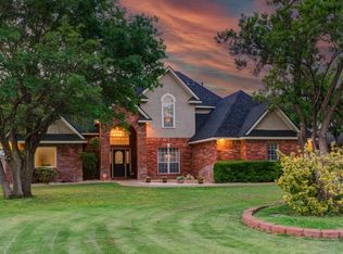6904 84th St, Lubbock, TX 79424