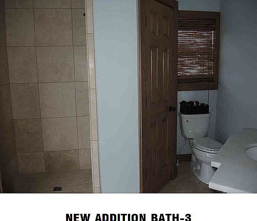 On suite bath off2nd master 