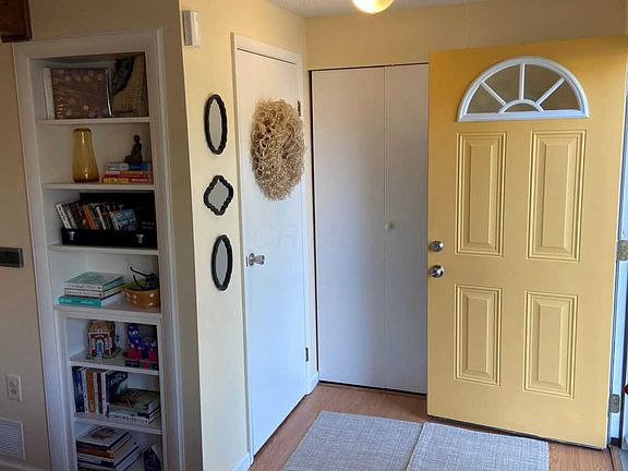 2nd image of 8682 Glencanyon Dr