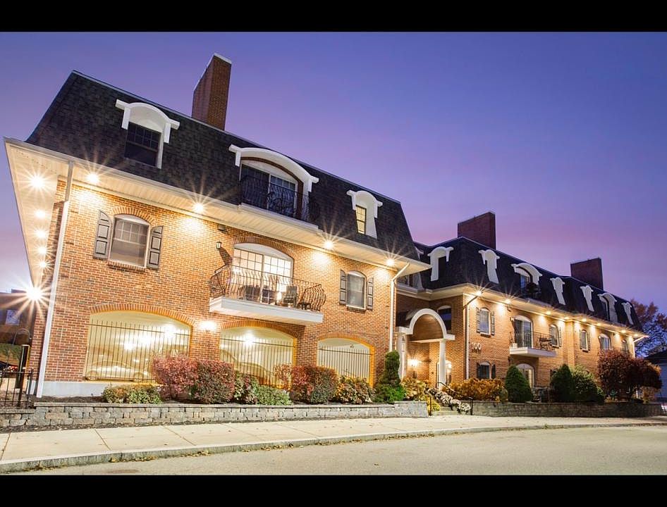 1st image of 100 Wayland Ave APT 4