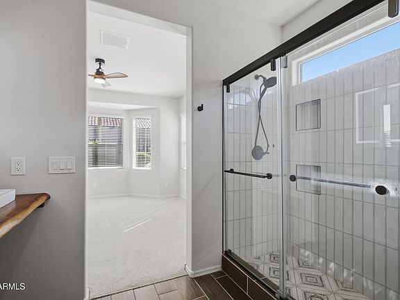 4th image of 17881 W SILVER FOX Way
