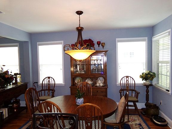 4th image of 1866 Sagebrook Dr
