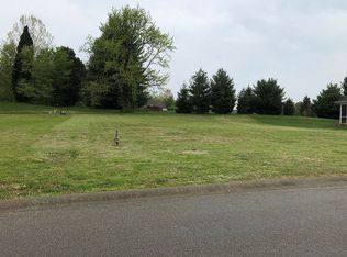 1129 Lakefield Dr, Newburgh, IN 47630