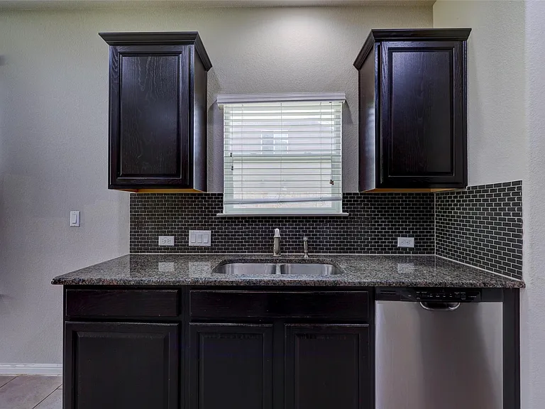 126 Screech Owl Dr — Photo 16