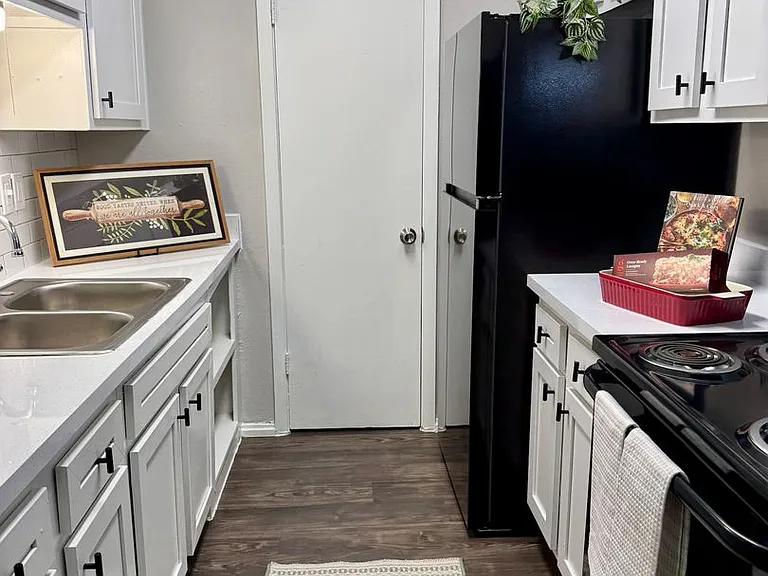 Creeks Edge Apartments — Photo 67