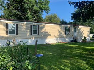 90 N Chuckleberry Way, Stephentown, NY 12168