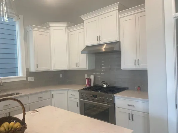 16120 NW Brugger Rd, Portland, OR 97229
