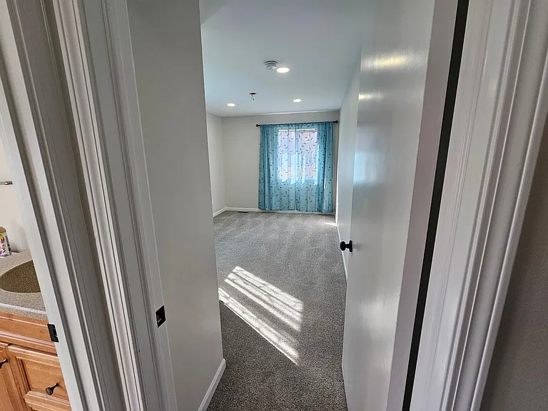 23434 Haynes St — Photo 16