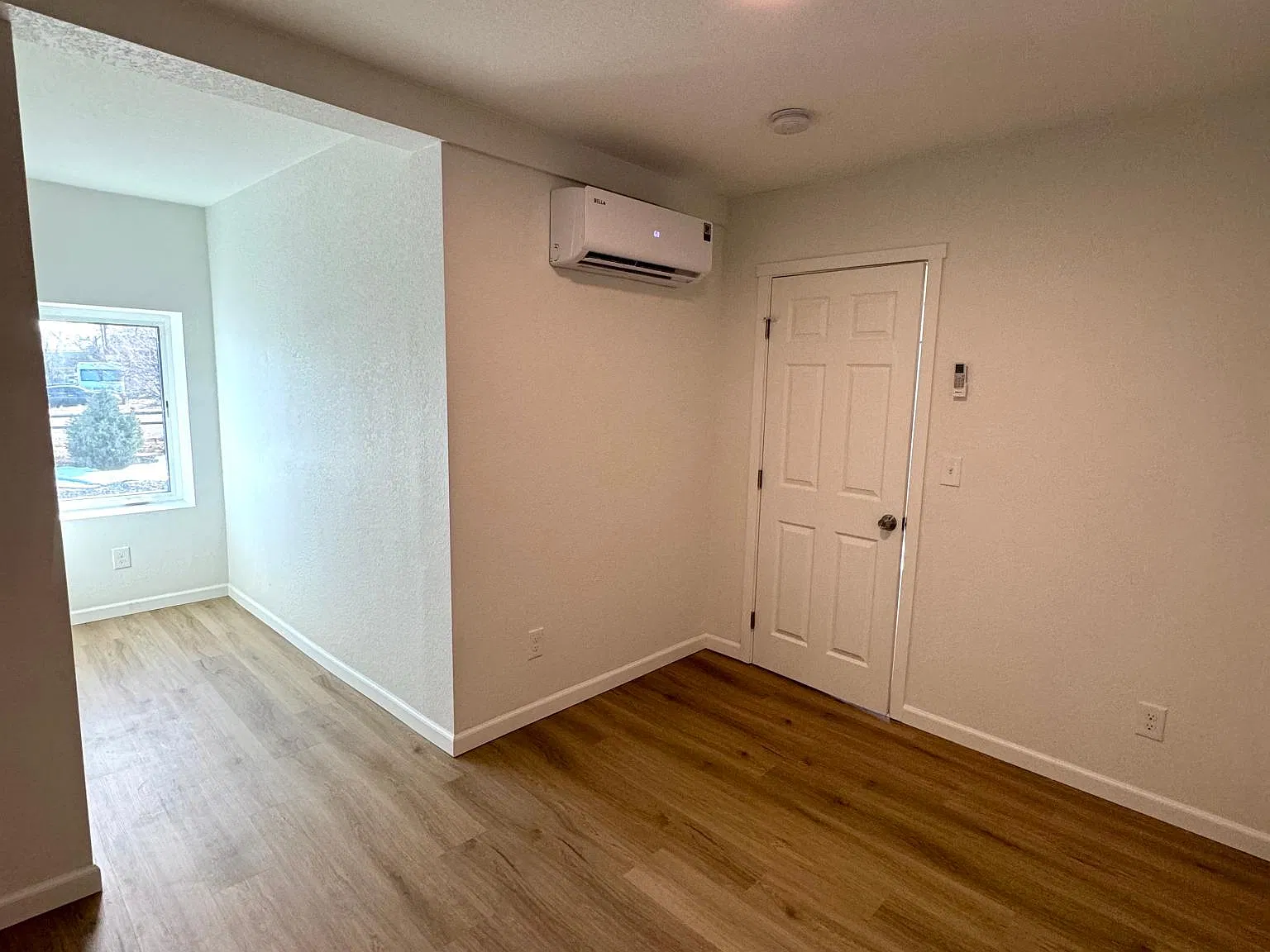 2 bed, 1200 sqft, $2,200 — Photo 3