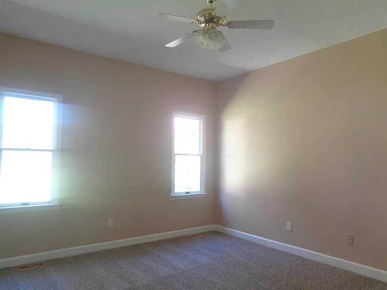 6129 Powell Ridge Rd — Photo 7
