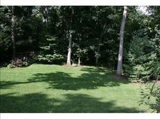 4505 Wildwood Ln, Rockford, IL 61101