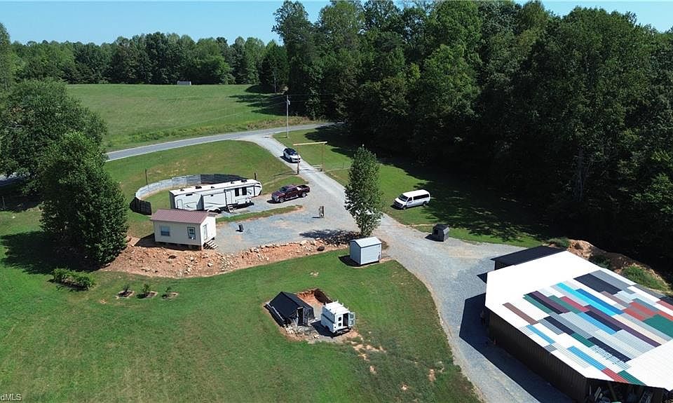 1st image of 3933 Simmons Patton Rd