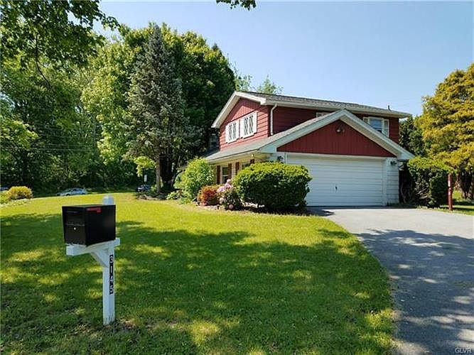 2nd image of 3145 Shrewsbury Rd