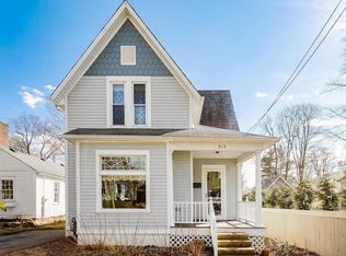 315 E Elm St, Granville, OH 43023