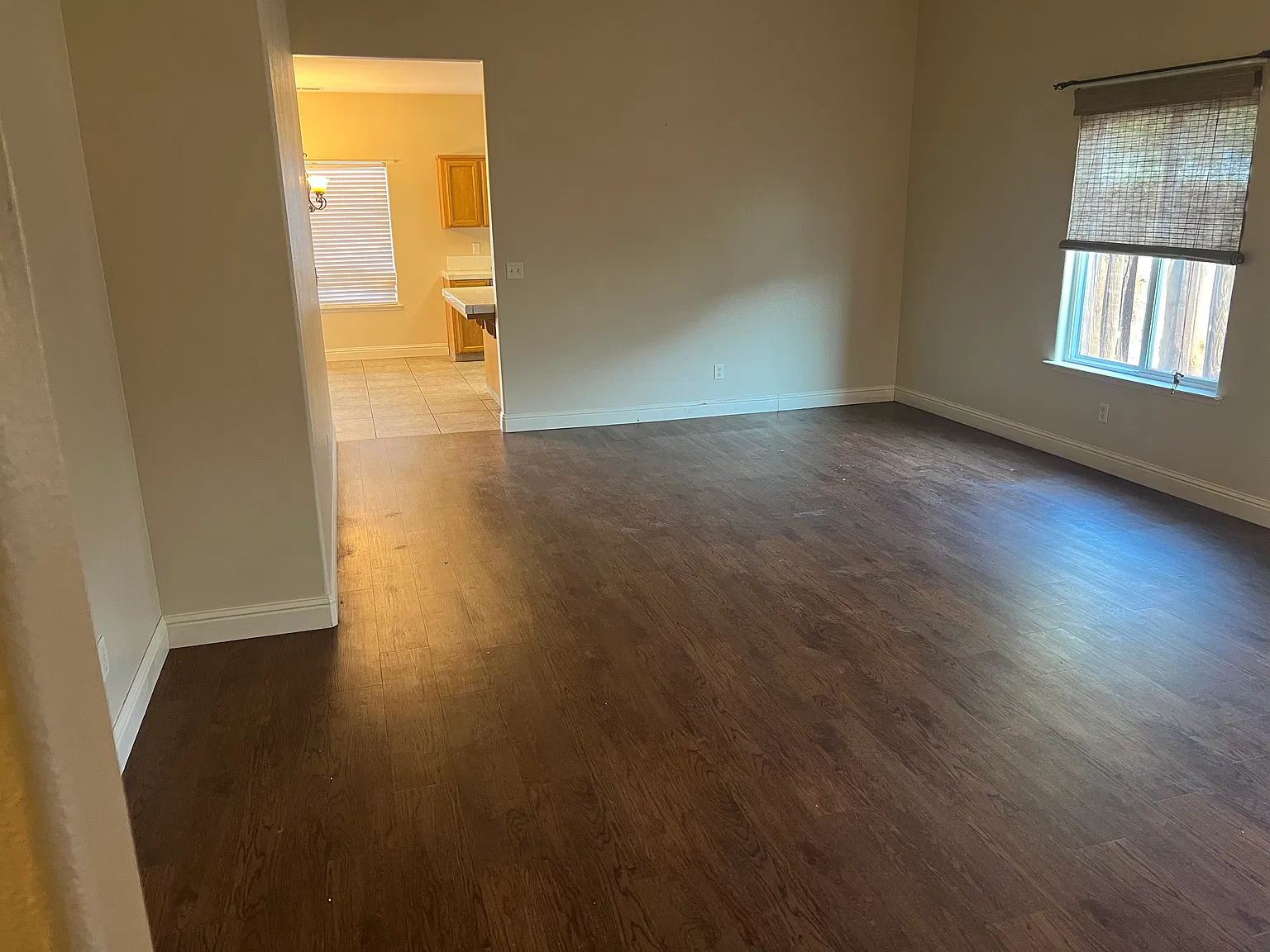 3 bed, 1606 sqft, $2,400 — Photo 3