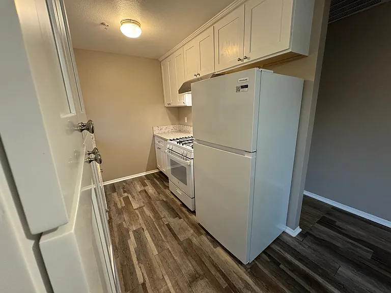 16645 Valencia Ave #1C — Photo 3