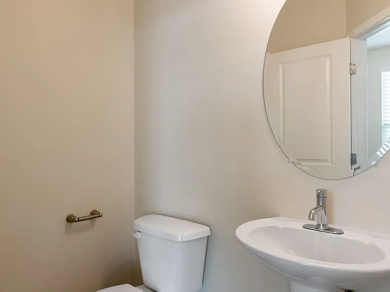 305 Kara Ln — Photo 13
