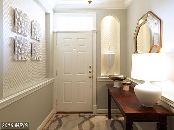 Main Level Entry Way