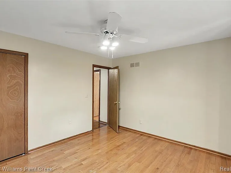 4847 Bayleaf Dr — Photo 18