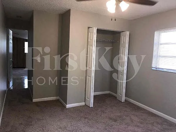 1211 N 74th Way — Photo 19
