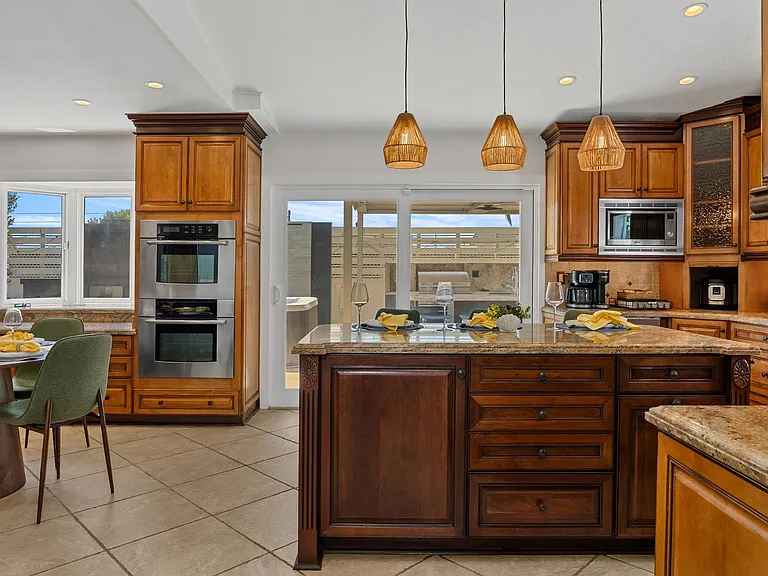 20941 Charwood Ln — Photo 3