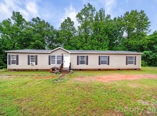 6956 Jamestowne Rd, Lancaster, SC 29720