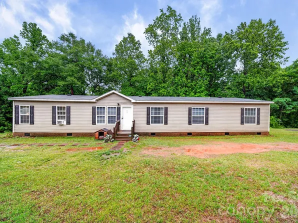 6956 Jamestowne Rd, Lancaster, SC 29720