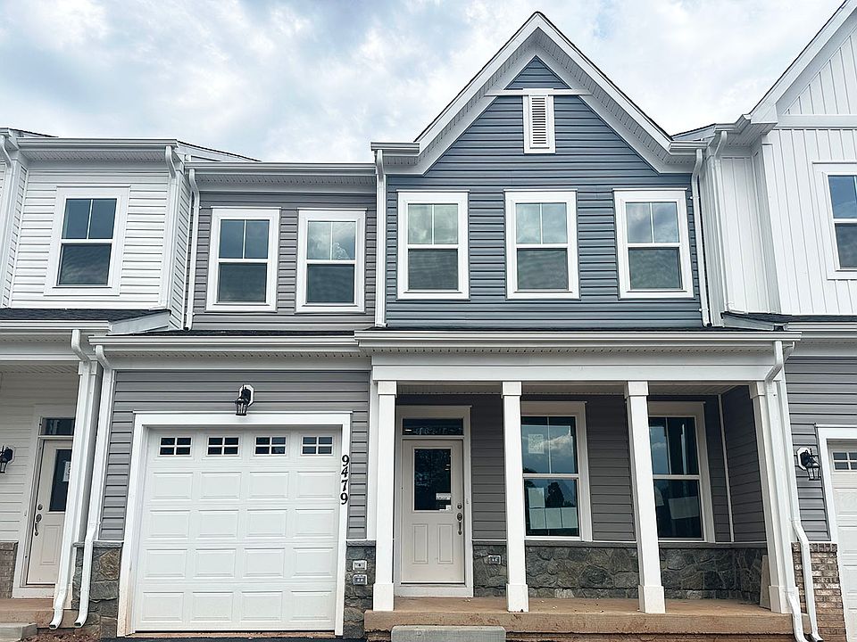 The Versailles home plan on homesite 166 at The Crest at Linton Hall in Bristow, VA