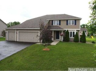 695 4th St W, Carver, MN 55315