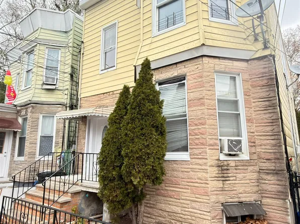 608 57th Street image 18 of 33