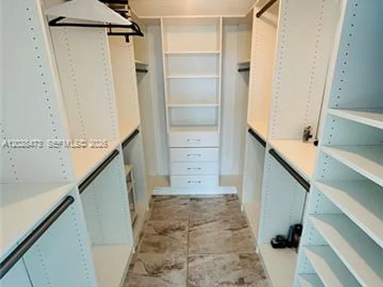 2655 Collins Avenue Cu #602 — Photo 9