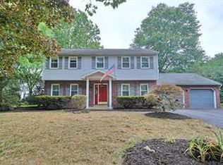815 Barnsdale Rd, Bethlehem, PA 18017