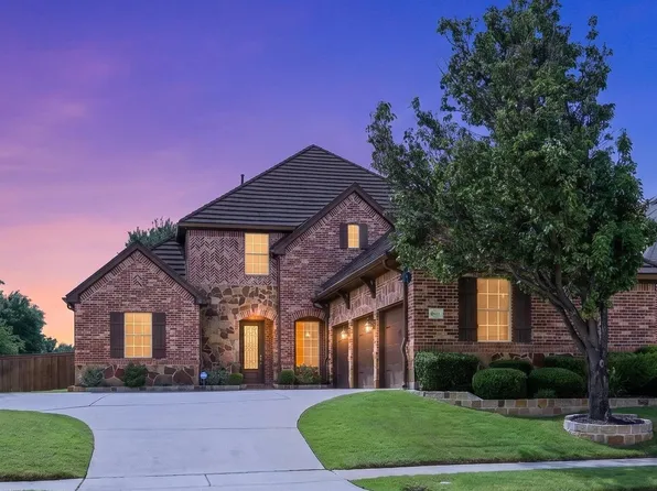 8611 Weston Ln, Lantana, TX 76226