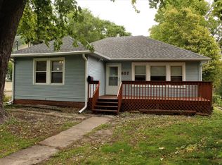 657 39th St, Des Moines, IA 50312