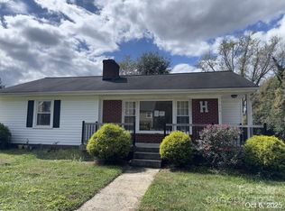 713 Circle Dr NE, Lenoir, NC 28645