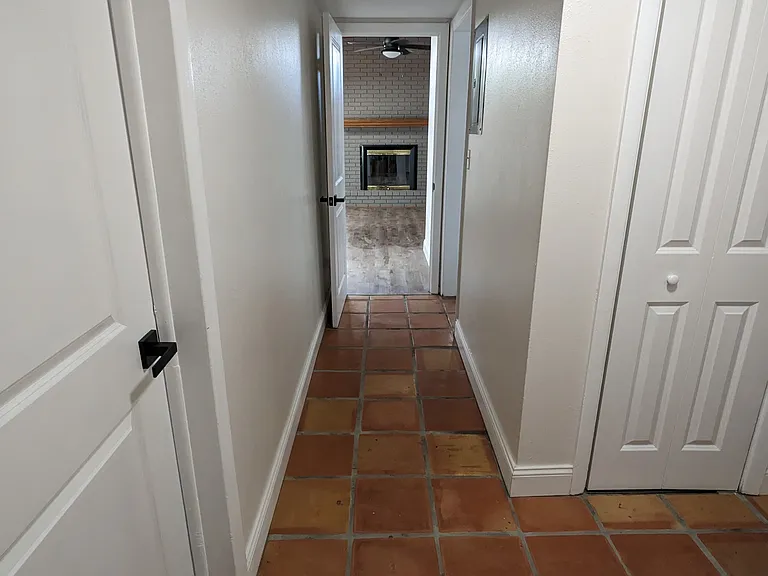 4038 NW 13th Ave — Photo 17
