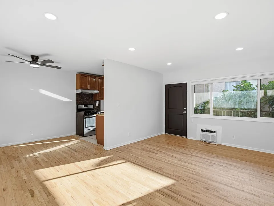 14620-14626 Magnolia Blvd