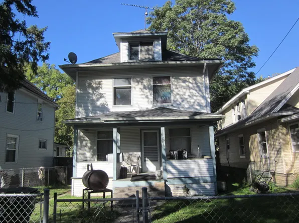 1806 Maplewood Ave, Lansing, MI 48910