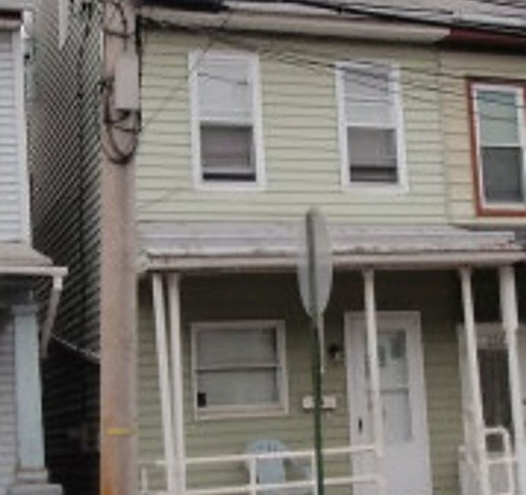 1st image of 325 N 5th St #1
