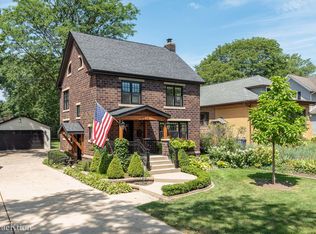 4616 Wolf Rd, Western Springs, IL 60558