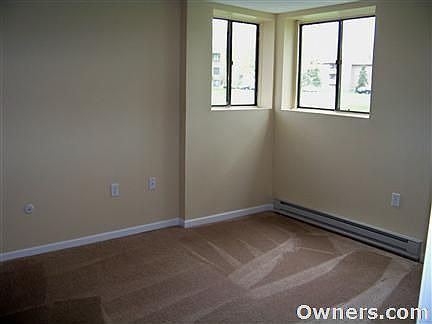 Master Bedroom 15'1" x 11'1"