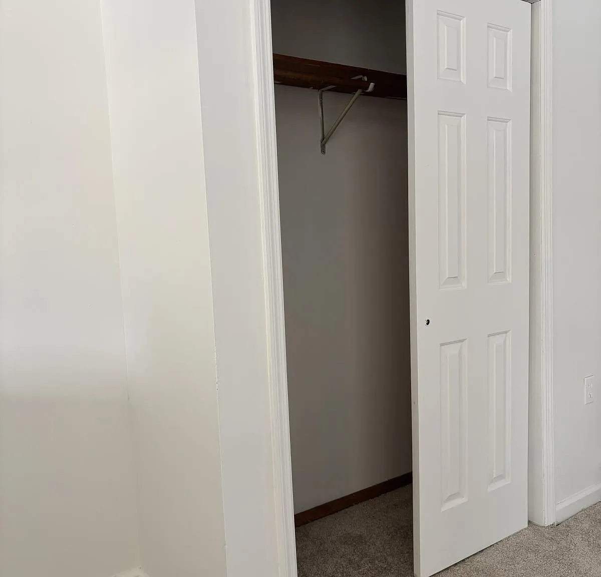2 bed, 1000 sqft, $1,495 — Photo 1