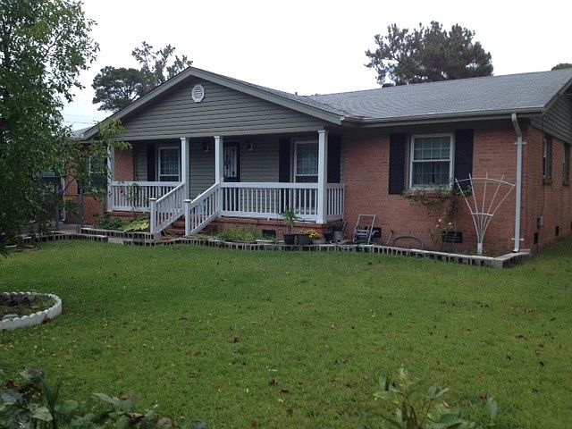 2nd image of 206 Pineview Dr