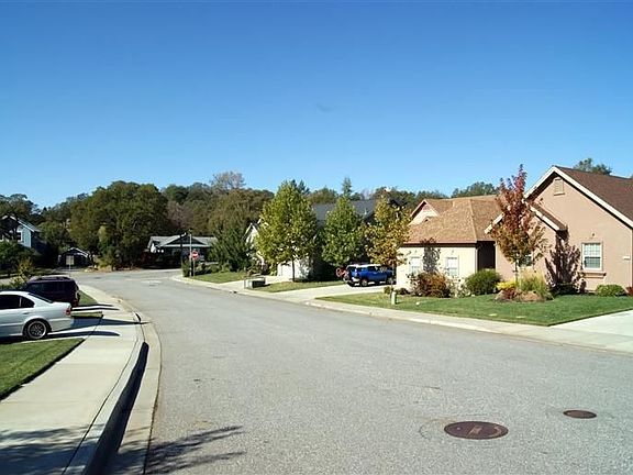 3rd image of 12531 Meadows Ct