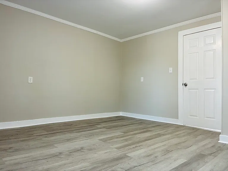 1409 Ware Ave — Photo 8