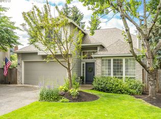 6418 SW Ash Creek Dr, Portland, OR 97219