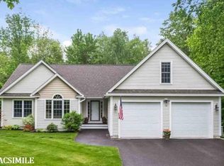 26 Hatch Corner Rd, Meredith, NH 03253