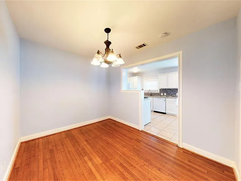 919 Dorothy St — Photo 11
