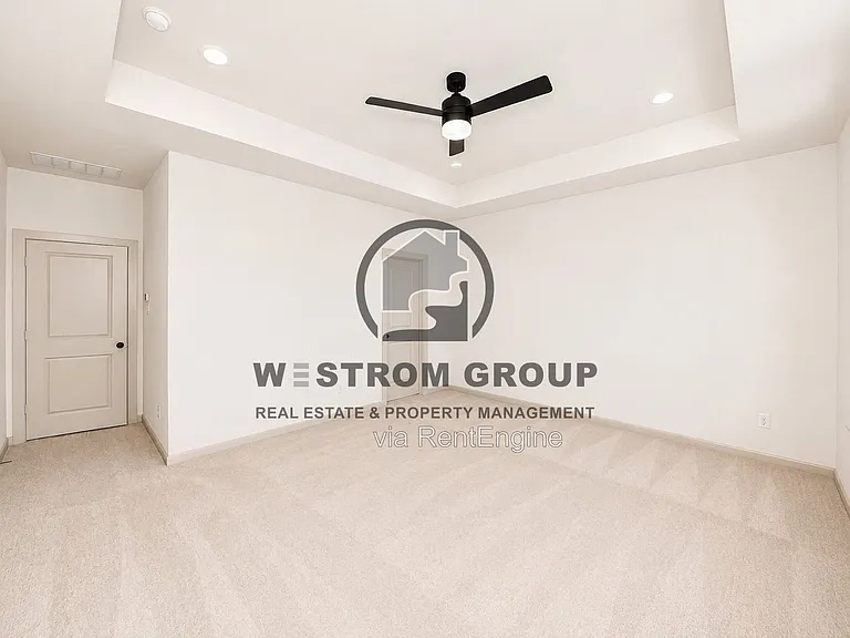 320 Walker Pkwy — Photo 26