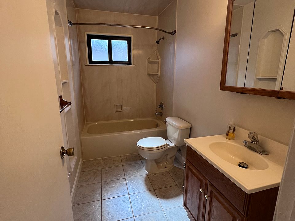 14049 Marvin St, photo 9